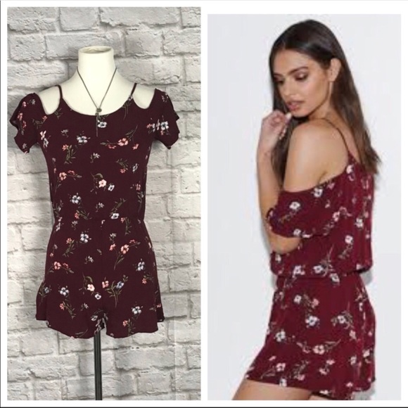 Kendall & Kylie Pants - 💥Kendall & Kylie cold shoulder shorts romper